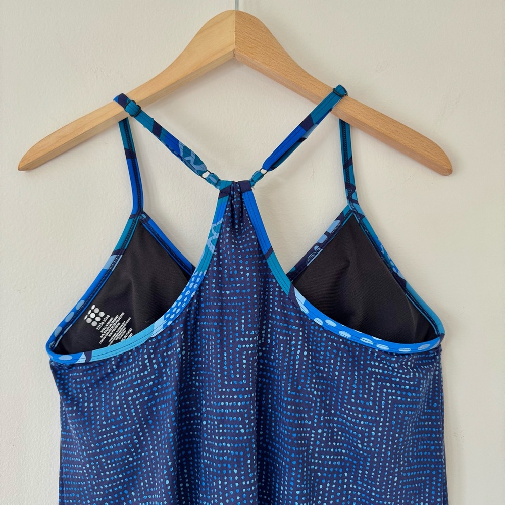 Title Nine “Next” Dress in Blue Abstract Pattern Side Pockets Racerback, Size L - Picture 7 of 10